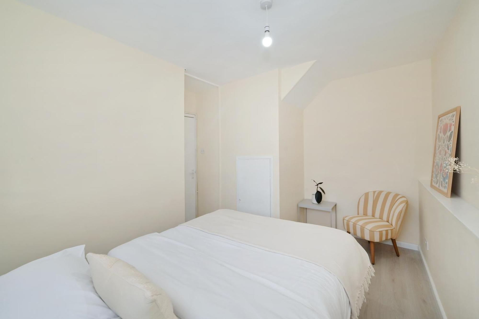 Apartment Spacious 5 Bedroom 3 Mins Walk From Mile End